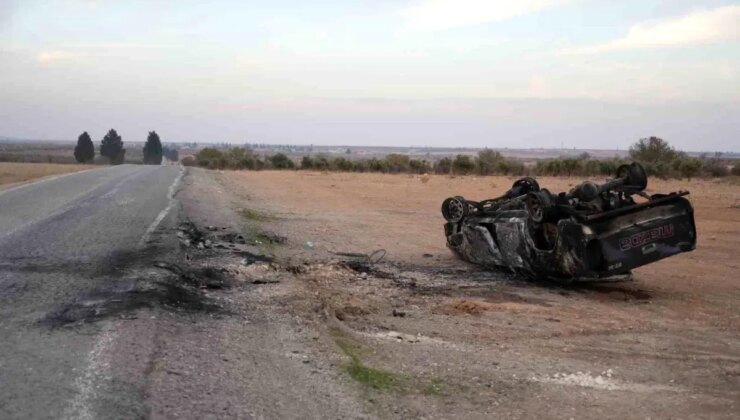 Münbiç’teki Çatışmalarda Hasar Gören Araçlar Yol Kenarında Terk Edildi